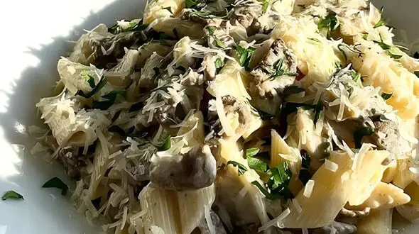 طرز تهیه ماکارونی با بیف؛ خوشمزه، مجلسی و پرادویه