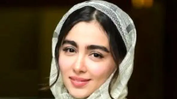 عکس/ استایل سرخ‌پوستی سونیا حسینی، نیکای پایتخت در جشن عکاسان سینمای ایران/ سبک بوهو که طرفداران زیادی در بین دختران جوان دارد