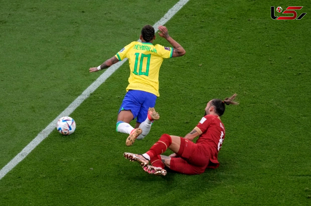  مصدومیت شدید ستاره برزیل مقابل صربستان + تصاویر