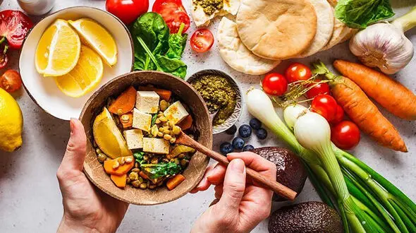 رژیم غذایی که در مقابل سرطان روده مثل سپر فولادی عمل می کند