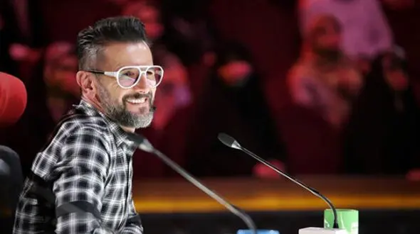 فیلم / نگاهی به رفتار احساسی و زیبای امین حیایی ... /  گریه همه رو در آورد  ....