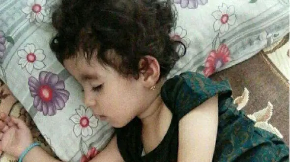 اصرار پدر سارینا و انکار استاندار کرمانشاه در خصوص علت مرگ دختر 2 ساله + عکس 