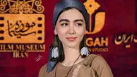 سفر در زمان/ استایل برف بازی نیکای سریال پایتخت و همسرش / از کت جین اورسایز و شال و کلاه پافی سونیا حسینی تا استایل All Black همسرش
