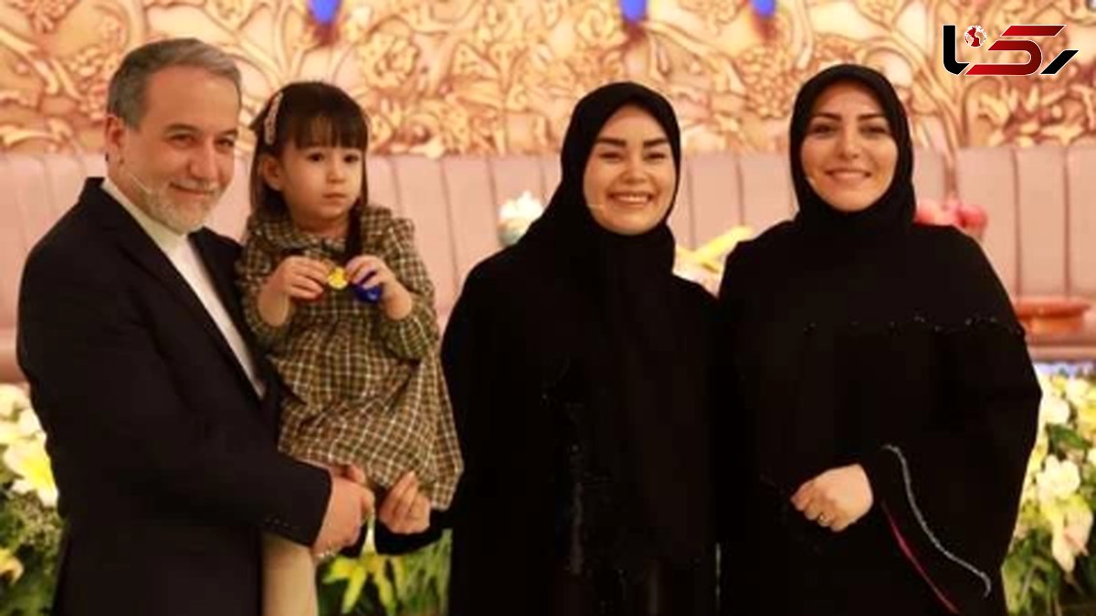 عراقچی و همسر جوانش برای دومین بار دختردار شدند؛ اسم خواهر سوگل، ایران هست؟/ آقای وزیر در تلویزیون جواب می‌دهد+ویدیو