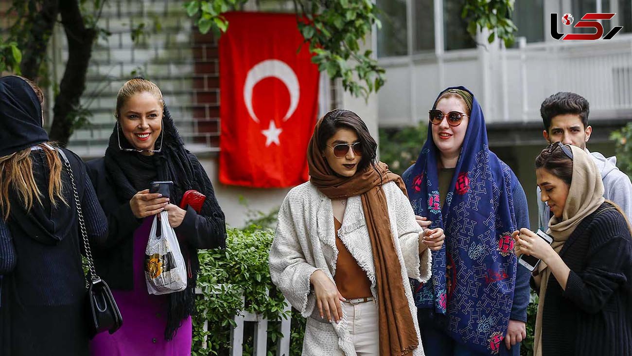 رییس اتاق تهران: لیر سقوط می‌ کند، اما باز هم ایرانی‌ ها در ترکیه خانه می‌ خرند