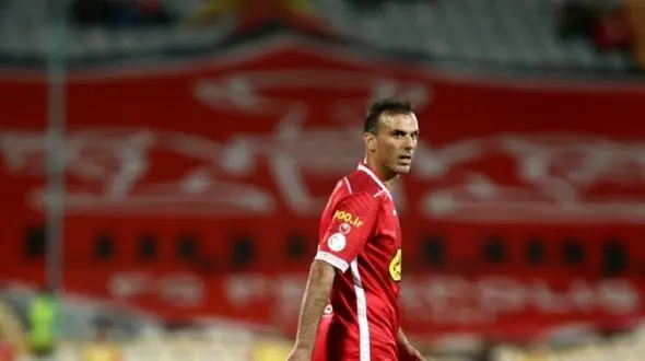 طاهرزاده: سیدجلال در تیم بزرگی می‌کند/ پرسپولیس با اختلاف یک امتیاز قهرمان می‌شود