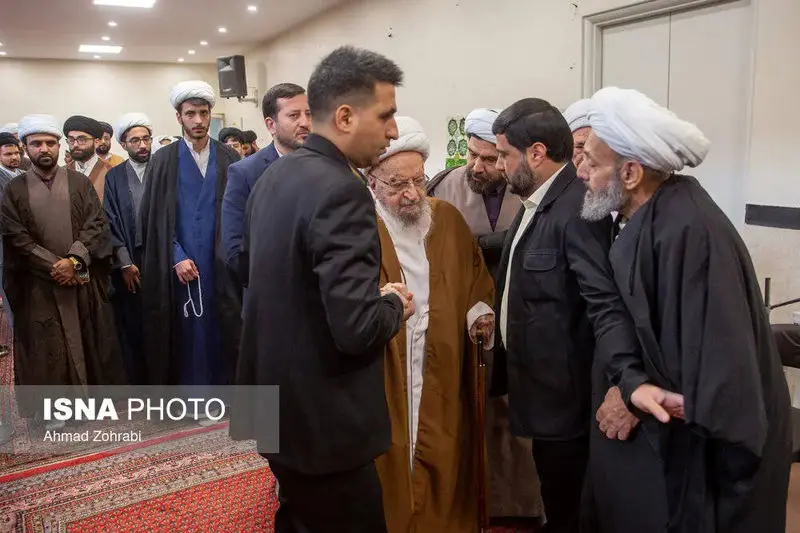 مراسم عمامه گذاری طلاب در قم