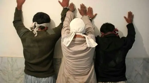 پایان سرقت های مسلحانه 3 دزد از خانه ها در زاهدان 