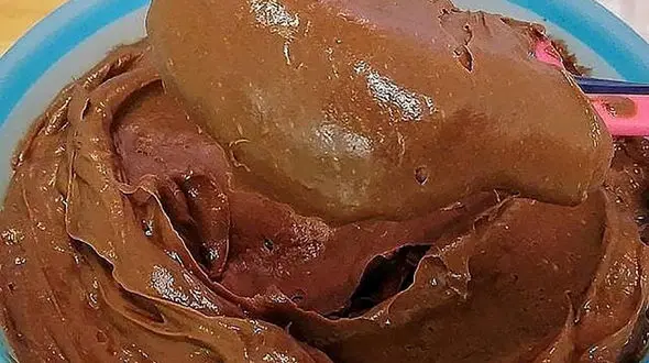 طرز تهیه خامه شکلاتی 