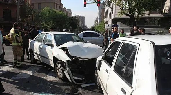  واژگونی پراید پس از تصادف با سمند + تصاویر 