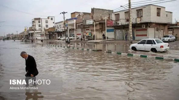 هشدار قرمز بی فایده هواشناسی/ شهرهای جنوبی کشور غرق در سیل و آبگرفتگی + عکس و فیلم