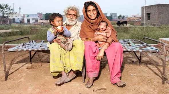 پیرترین پدر دنیا در 104 سالگی در هند درگذشت