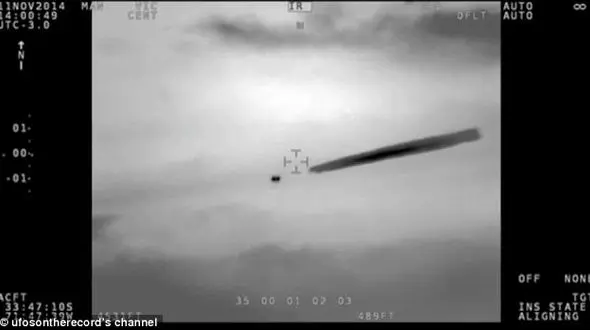 رفتارهای غیرعادی موجود ناشناخته در آسمان شیلی +فیلم و عکس