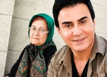 فیلم/ اولین شب داریوش فرضیایی پس از درگذشت مادر؛ حال و هوای تلخ خانه عمو پورنگ
