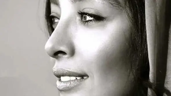 آناهیتا درگاهی/تیپ عجیب علی اوجی در کنار آناهیتا درگاهی