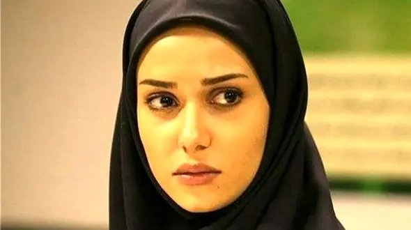 عکس/ گوشه دنج و رمانتیک خونه پریناز ایزدیار ارغوان سریال زمانه که باید حتماً ببینید/چه سلیقه شیک و ساده ای داره خانم بازیگر