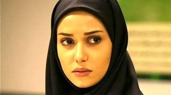 عکس/ گوشه دنج و رمانتیک خونه پریناز ایزدیار ارغوان سریال زمانه که باید حتماً ببینید/چه سلیقه شیک و ساده ای داره خانم بازیگر