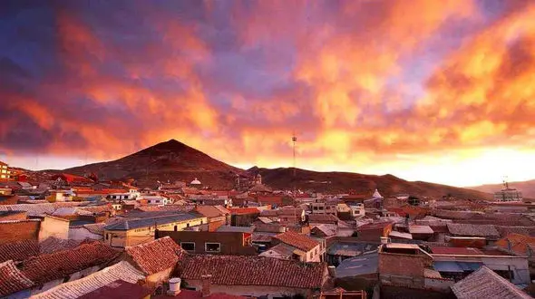 کوه نقره ای آدمخوار در اسپانیا