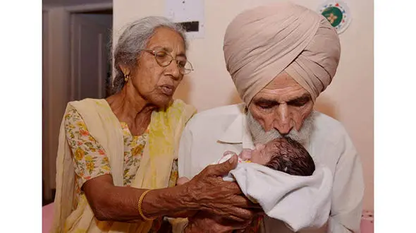 72 سال انتظار این زن جواب داد+ عکس