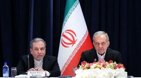 اقدامات پزشکیان و عراقچی علیه اتهام جنگ‌طلبی