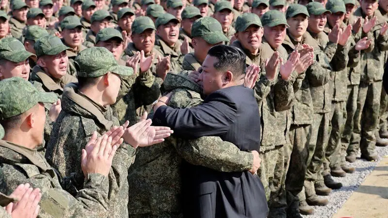 اعرام نیروهای کره شمالی به روسیه - Kim Jong-admits North Korean-clearing landmines-Russia3