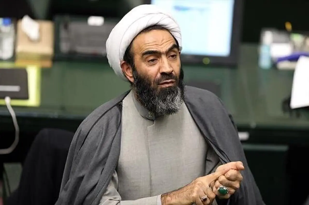 گریه نماینده مجلس برای بی حجابی یا مشکلات اقتصادی؟ /  فروشگاه‌ ها حقیقت را نشان می‌ دهند