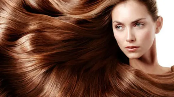 ترفند صاف کردن طبیعی مو بدون حرارت