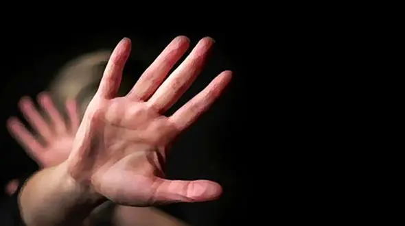 چرا در رابطه های آزار دهنده و ناخوشایند گیر می کنیم؟