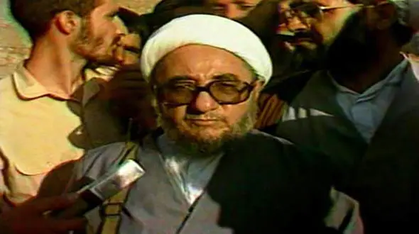 فیلم حضور آیت الله خلخالی  پای اجساد سوخته منافقین در عملیات مرصاد