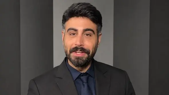 فیلم /  پیمان اکبری درباره انتشار فیلم او و 2 دختر چه گفت ؟! / اصلا هوش مصنوعی نیست !