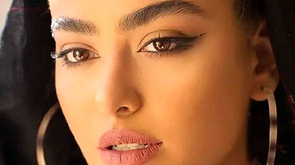 فیم دکوراسیون محشر خانه ریحانه پارسا /  خانم بازیگر باز متفاوت ظاهر شد !