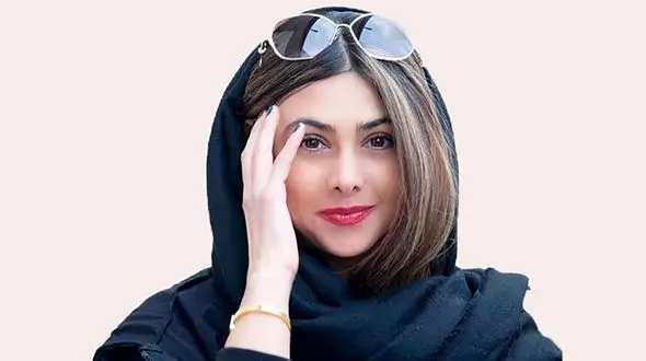 ژستای زیر بیست سال آزاده صمدی که به این سن اصلا نمیاد! + بیوگرافی و حواشی خانم بازیگر 