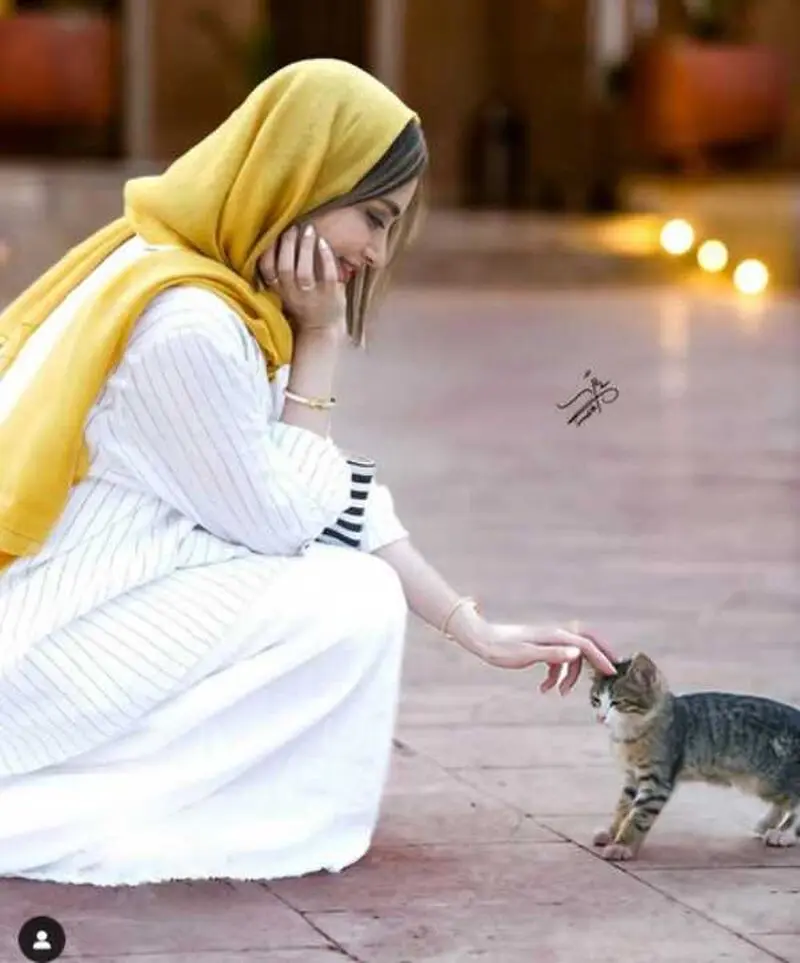 بهنوش طباطبایی و گربه اش