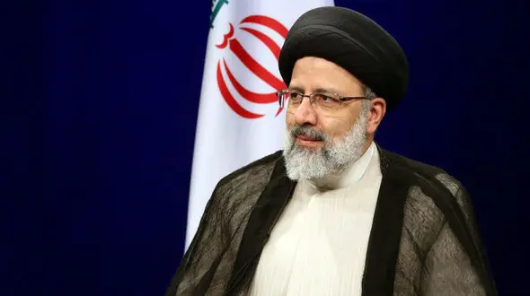 بیانیه بیش از 50 اقتصاددان / رئیسی قادر به تغییر وضع موجود است
