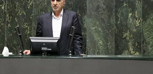 بیاتی : مشکلات معیشتی و گرانی مردم را به ستوه آورده است 