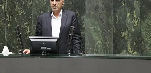 بیاتی : مشکلات معیشتی و گرانی مردم را به ستوه آورده است 