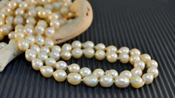 افشای راز جواهرات اجاره ای خانم بازیگران ! + عکس های باورنکردنی لاکچری های دروغین  !