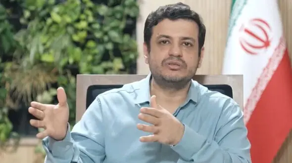 توهین آشکار و زشت رائفی پور به زنان!
