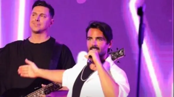 دانلود آهنگ باشکوه اگه یه نفر باشه بخوامش تویی تاریکه قلبم چراغش تویی با صدای سهراب پاگزاد