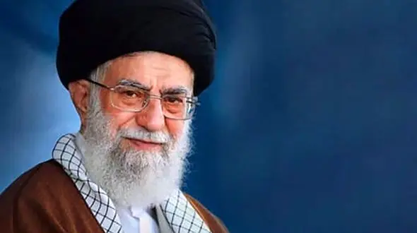 13 فتوای جدید حضرت آیت الله خامنه ای/ از بخارشویی نجاست تا بورس و استخاره برای ازدواج  