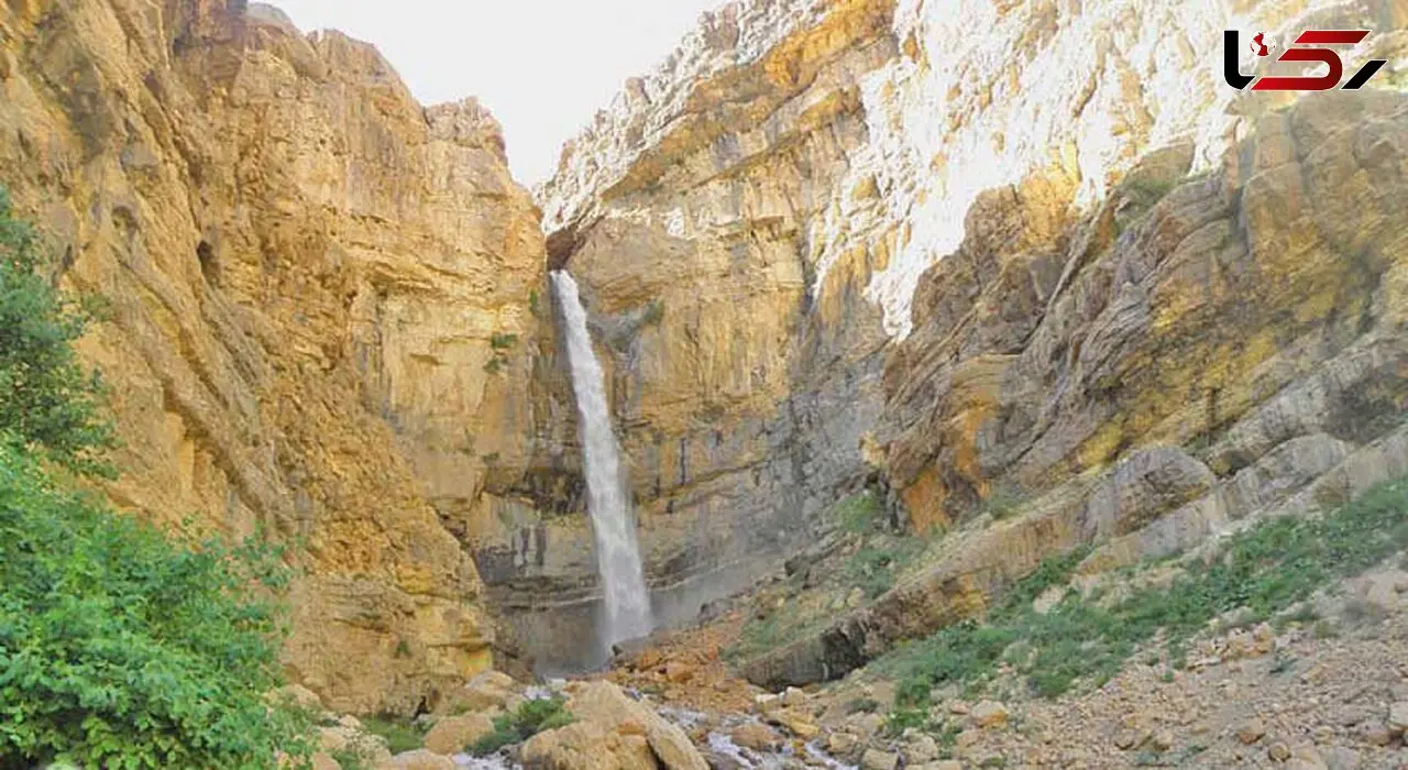یخچال‌های طبیعی در دل اصفهان/ آبشاری که شما را شگفت‌زده می‌کند+فیلم