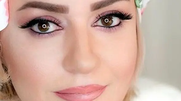 نگاهی به چیدمان میز شام رنگی و خوشمزه نعیمه نظام دوست با چیدمانی از انواع غذاهای گیلانی/از عزا درآوردن شکم به سبک خانوم بازیگر+عکس