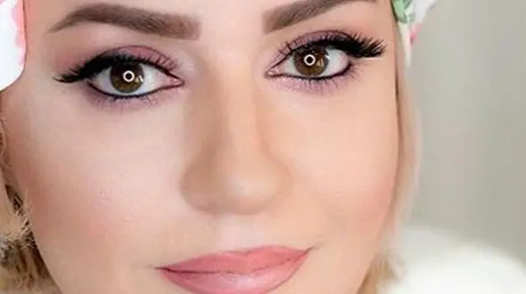 نگاهی به چیدمان میز شام رنگی و خوشمزه نعیمه نظام دوست با چیدمانی از انواع غذاهای گیلانی/از عزا درآوردن شکم به سبک خانوم بازیگر+عکس
