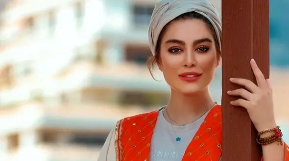 دردسر بزرگ برای 15 خانم بازیگر بخاطر لباس ها!