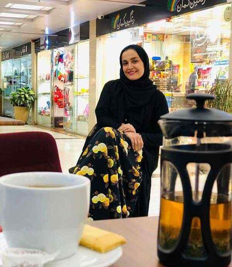 استایل آزاده آل ایوب مجری