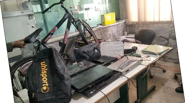 اعضای باند کولاج در مشهد به دام افتادند / سردسته باند فراری است