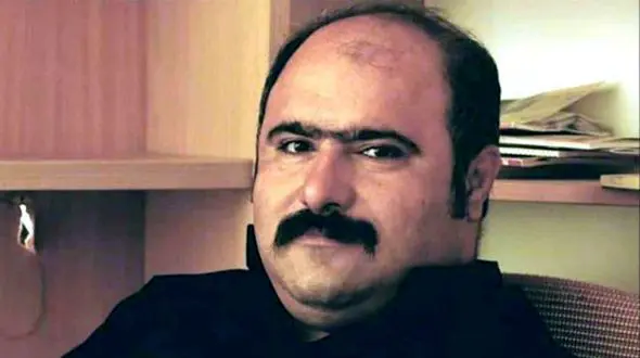 سلفی شیطنت آمیز کاظم نوربخش، بازیگر نون خ و دخترش / وروجک کپی باباش شده، نمک خالص