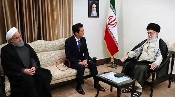 آشنا : نخست وزیر سابق ژاپن برای ایران پیام کتبی ترامپ را آورده است ؟