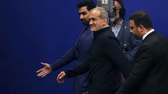 جالب ترین عکس های مسعود پزشکیان در نشست خبری با اصحاب رسانه