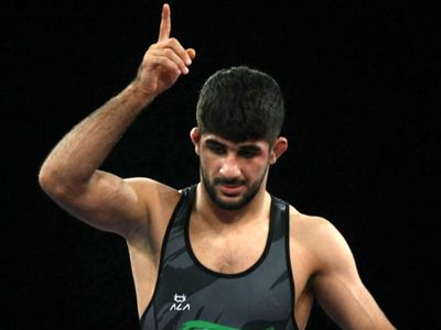 ساعت دقیق مسابقات نمایندگان ایران در  کشتی فرنگی قهرمانی جهان / روز سوم و ورود نابغه!